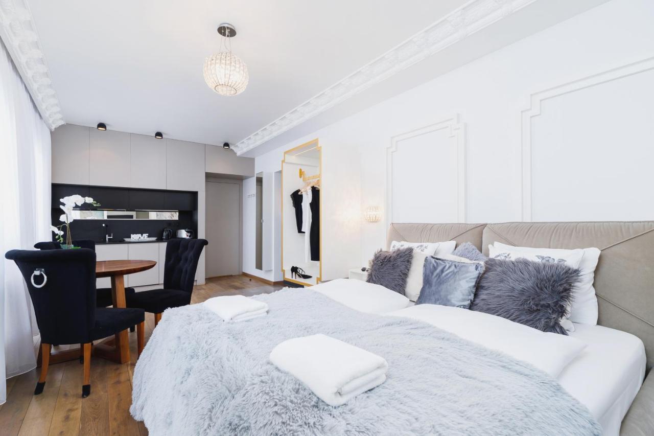 Modern Studio Wegierska Cracow By Noclegi Renters Krakau Buitenkant foto